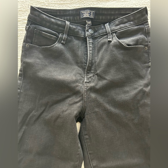 Abercrombie & Fitch Black Skinny Jeans - Picture 2 of 4